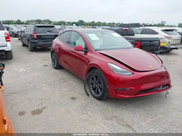 7SAYGAEE8RF155311 2024 TESLA MODEL Y - Image 1
