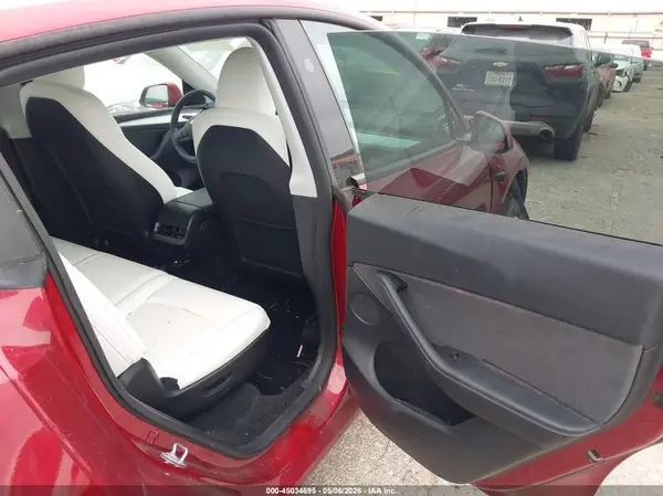 7SAYGAEE8RF155311 2024 TESLA MODEL Y - Image 8