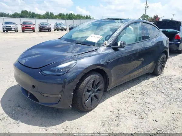 7SAYGAEE8RF159312 2024 TESLA MODEL Y - Image 2
