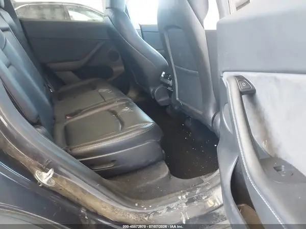 7SAYGAEE8RF170164 2024 TESLA MODEL Y - Image 8