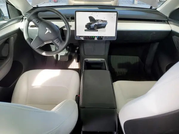7SAYGAEE8RF179527 2024 TESLA MODEL Y - Image 8