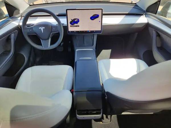 7SAYGAEE8RF180547 2024 TESLA MODEL Y - Image 8