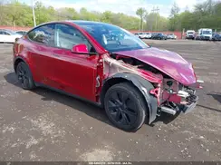 7SAYGAEE8RF184078 2024 TESLA MODEL Y