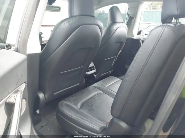 7SAYGAEE8RF185442 2024 TESLA MODEL Y - Image 8