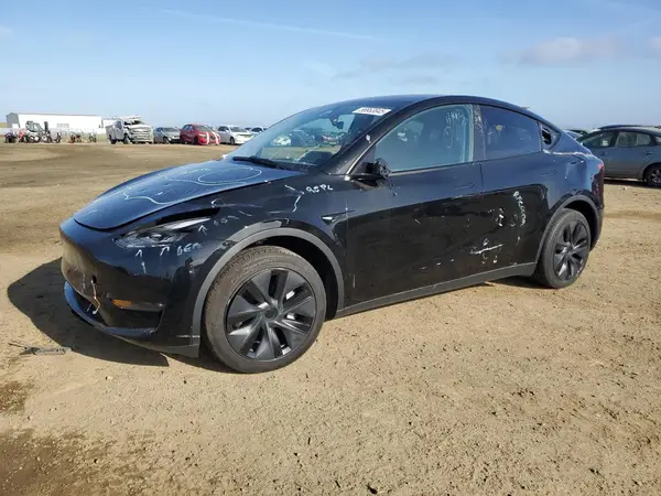 7SAYGAEE8RF186123 2024 TESLA MODEL Y - Image 1