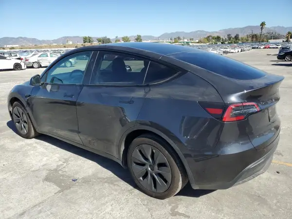 7SAYGAEE8RF209495 2024 TESLA MODEL Y - Image 2