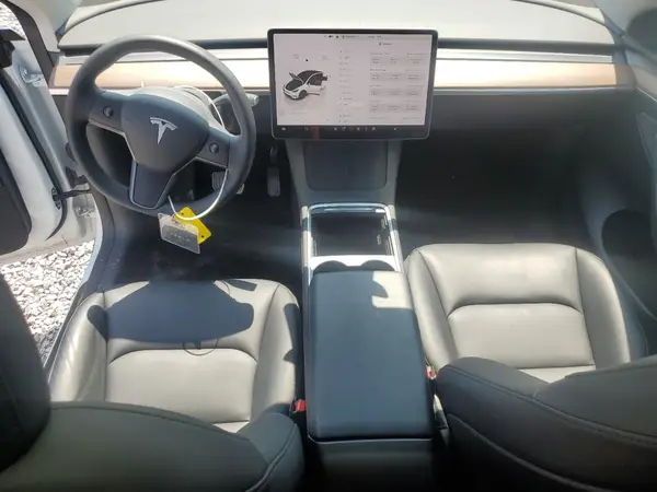 7SAYGAEE8RF211702 2024 TESLA MODEL Y - Image 8