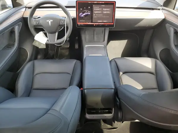 7SAYGAEE8RF987571 2024 TESLA MODEL Y - Image 8
