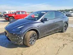 7SAYGAEE8SF266074 2025 TESLA MODEL Y