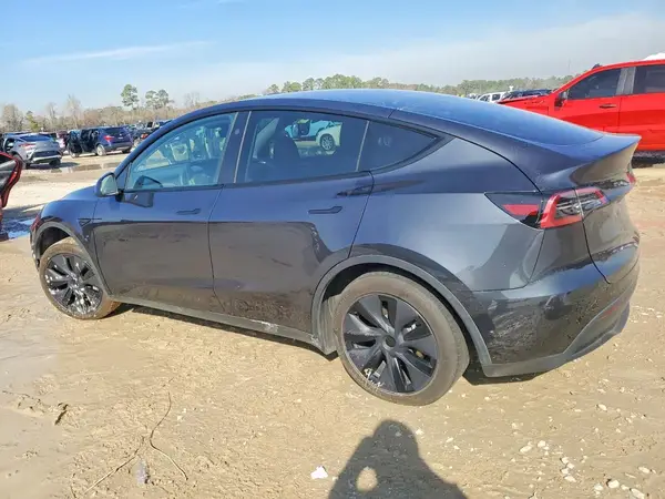 7SAYGAEE8SF266074 2025 TESLA MODEL Y - Image 2