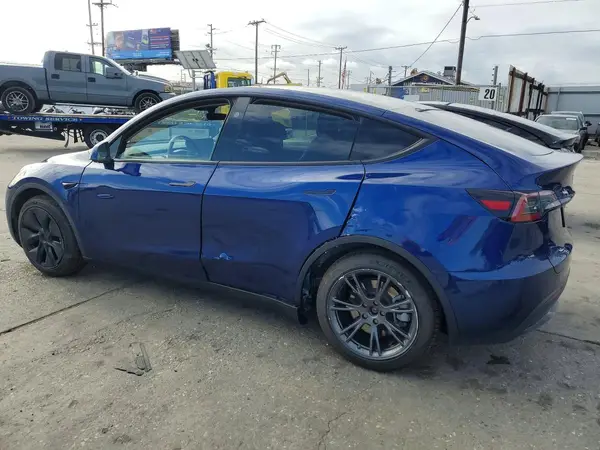 7SAYGAEE8SF267371 2025 TESLA MODEL Y - Image 2