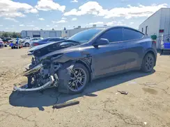 7SAYGAEE8SF282064 2025 TESLA MODEL Y