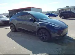 7SAYGAEE8SF293792 2025 TESLA MODEL Y