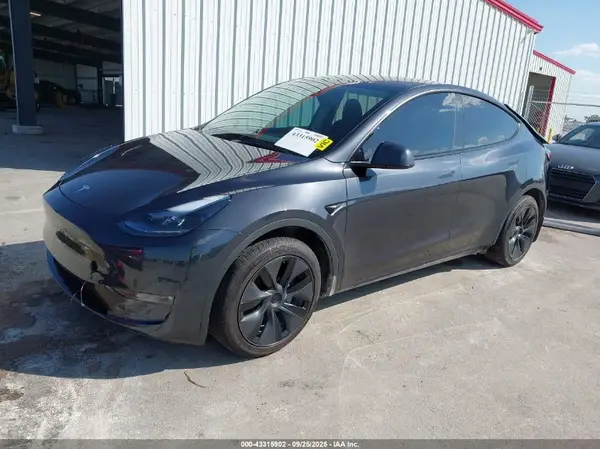 7SAYGAEE8SF293792 2025 TESLA MODEL Y - Image 2