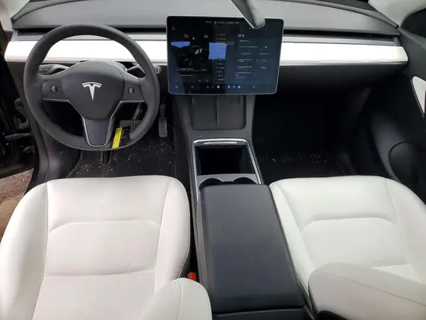 7SAYGAEE9NF312600 2022 TESLA MODEL Y - Image 8