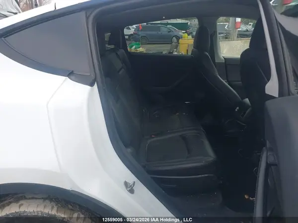 7SAYGAEE9NF336198 2022 TESLA MODEL Y - Image 8