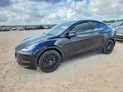 7SAYGAEE9NF337349 2022 TESLA MODEL Y