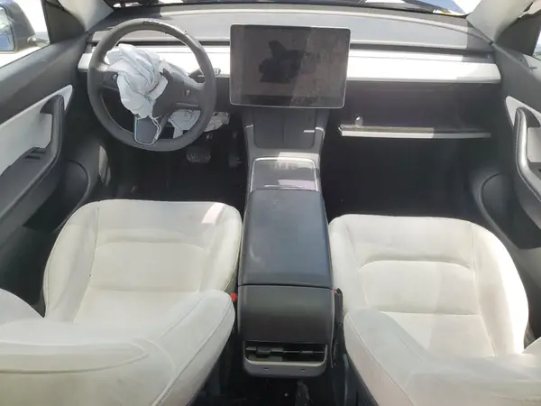 7SAYGAEE9NF381805 2022 TESLA MODEL Y - Image 8