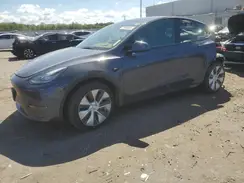 7SAYGAEE9NF394277 2022 TESLA MODEL Y