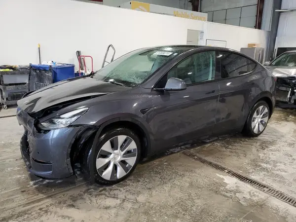 7SAYGAEE9NF398040 2022 TESLA MODEL Y - Image 1
