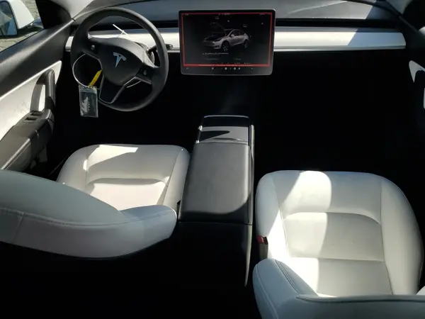 7SAYGAEE9NF405214 2022 TESLA MODEL Y - Image 8