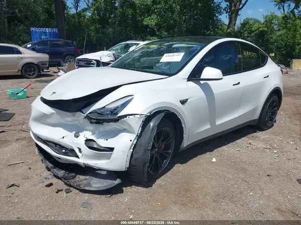 7SAYGAEE9NF427892 2022 TESLA MODEL Y - Image 2