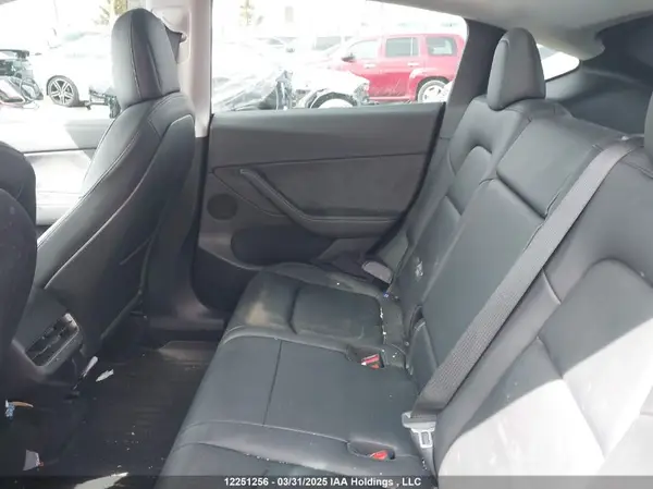 7SAYGAEE9NF452825 2022 TESLA MODEL Y - Image 8