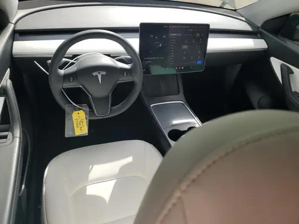 7SAYGAEE9NF468927 2022 TESLA MODEL Y - Image 8