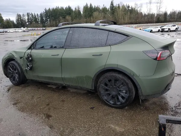 7SAYGAEE9NF484190 2022 TESLA MODEL Y - Image 2
