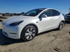 7SAYGAEE9NF490040 2022 TESLA MODEL Y