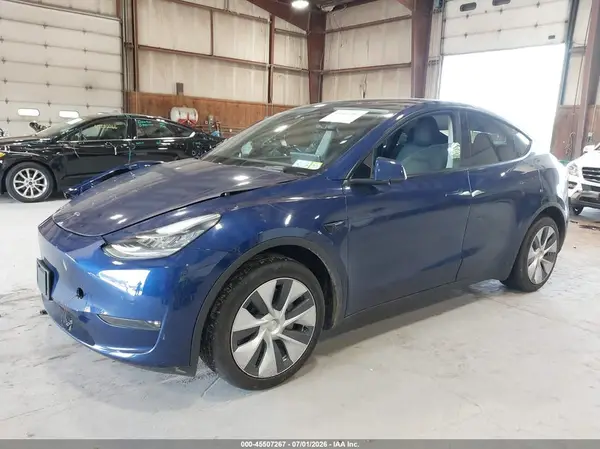 7SAYGAEE9NF519018 2022 TESLA MODEL Y - Image 2