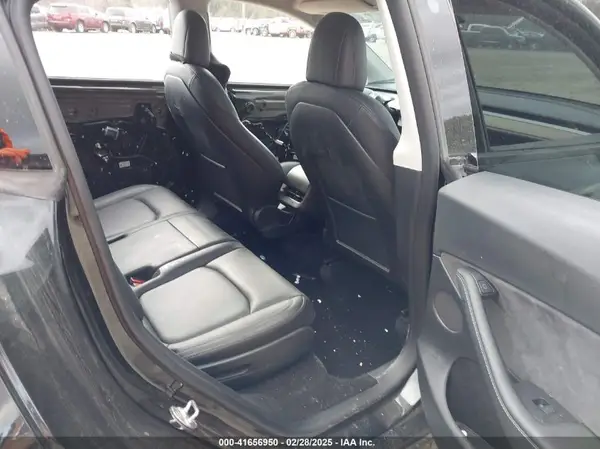 7SAYGAEE9PF582431 2023 TESLA MODEL Y - Image 8
