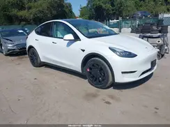 7SAYGAEE9PF590190 2023 TESLA MODEL Y