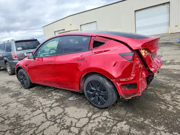 7SAYGAEE9PF620384 2023 TESLA MODEL Y - Image 2