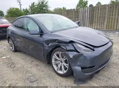 7SAYGAEE9PF646872 2023 TESLA MODEL Y