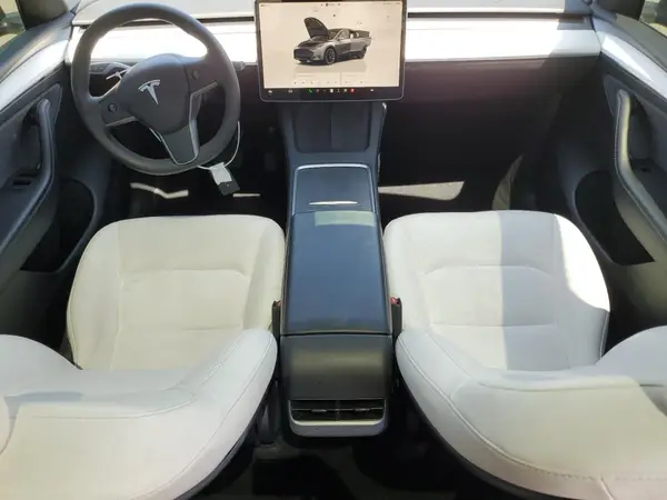 7SAYGAEE9PF647584 2023 TESLA MODEL Y - Image 8