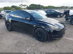 7SAYGAEE9PF708061 2023 TESLA MODEL Y