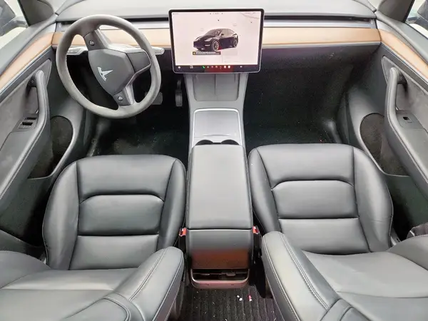 7SAYGAEE9PF708142 2023 TESLA MODEL Y - Image 8