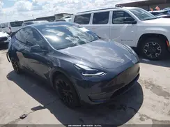 7SAYGAEE9PF708433 2023 TESLA MODEL Y