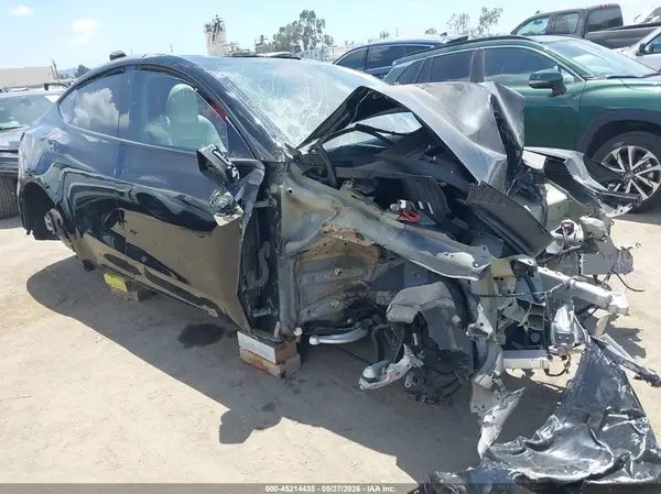 7SAYGAEE9PF711459 2023 TESLA MODEL Y - Image 1