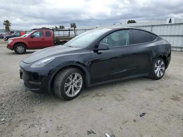 7SAYGAEE9PF716323 2023 TESLA MODEL Y - Image 1