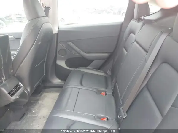 7SAYGAEE9PF759673 2023 TESLA MODEL Y - Image 8