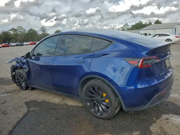 7SAYGAEE9PF766879 2023 TESLA MODEL Y - Image 2