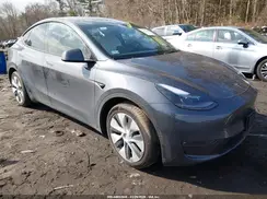 7SAYGAEE9PF844481 2023 TESLA MODEL Y