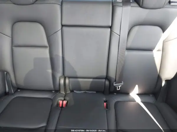 7SAYGAEE9PF851348 2023 TESLA MODEL Y - Image 8