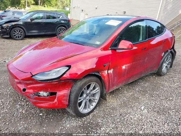 7SAYGAEE9PF865007 2023 TESLA MODEL Y - Image 2