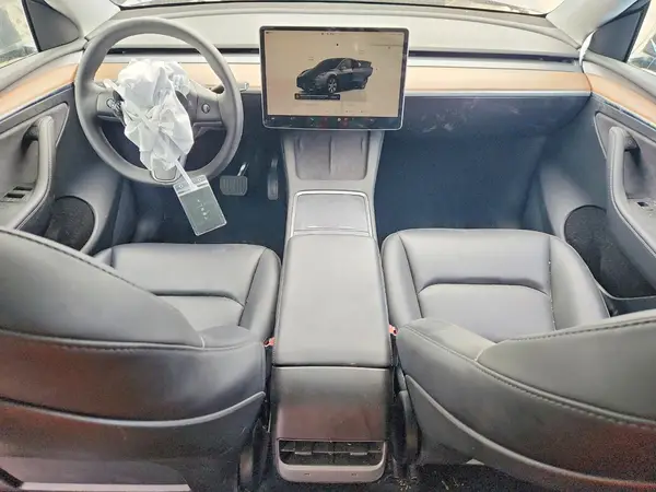 7SAYGAEE9PF901214 2023 TESLA MODEL Y - Image 8