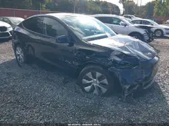 7SAYGAEE9PF923312 2023 TESLA MODEL Y