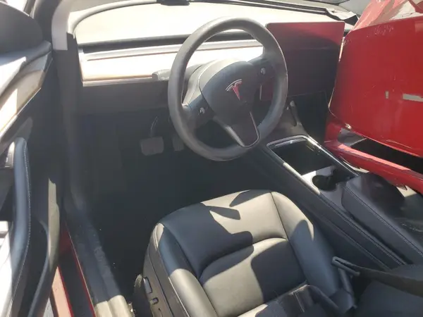 7SAYGAEE9PF930213 2023 TESLA MODEL Y - Image 8
