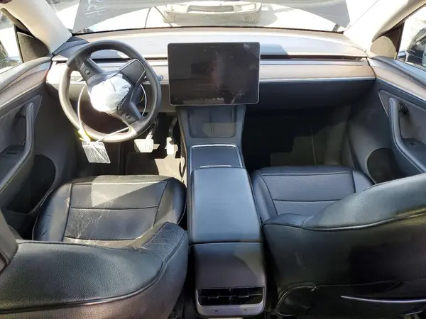 7SAYGAEE9PF942622 2023 TESLA MODEL Y - Image 8
